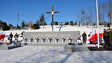 Na cmentarzu w Orłowie upamiętniono 80. rocznicę bitwy pod Gajrowskimi Na cmentarzu w Orłowie upamiętniono 80. rocznicę bitwy pod Gajrowskimi